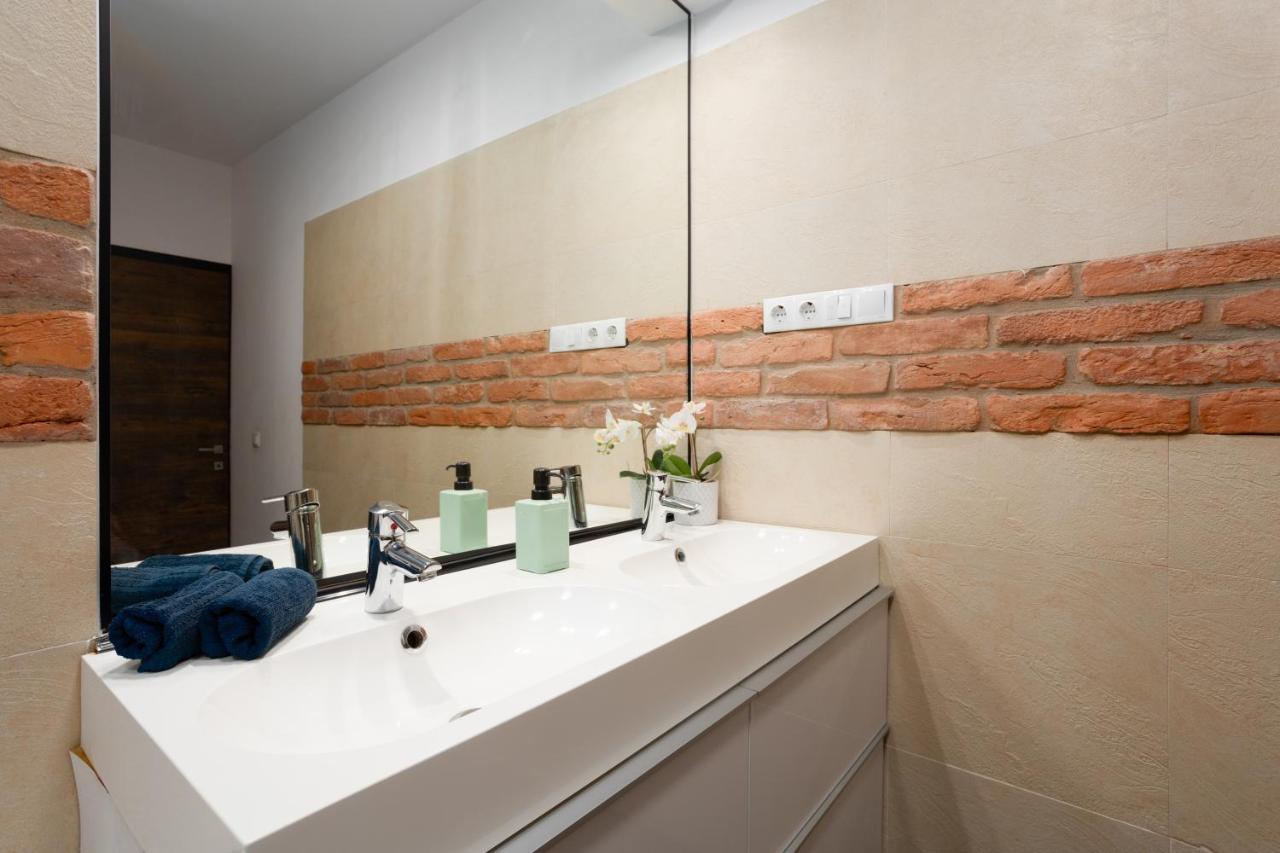 Nightingale Luxury Apartment بودابست المظهر الخارجي الصورة